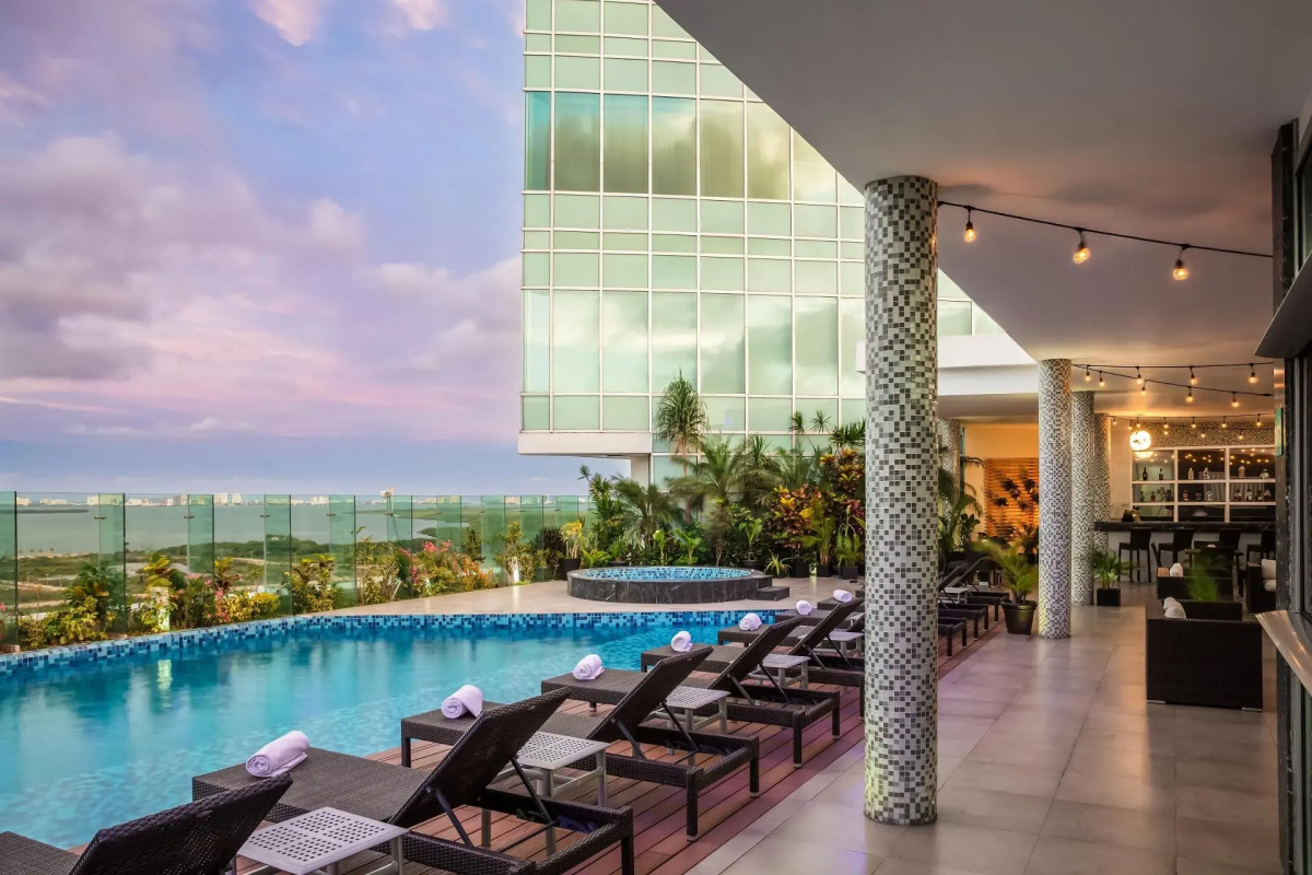 Fiesta Inn Cancun Las Americas