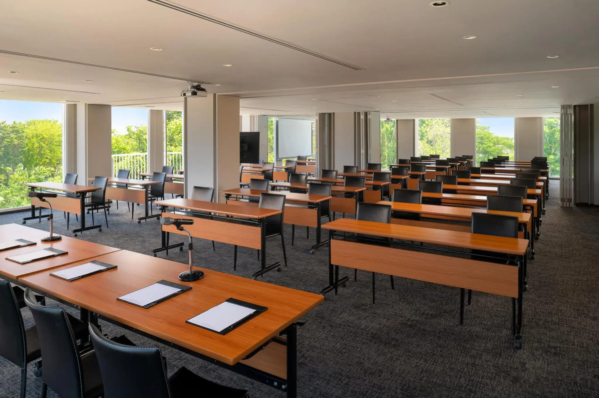 Отель Cross Pattaya Pratamnak