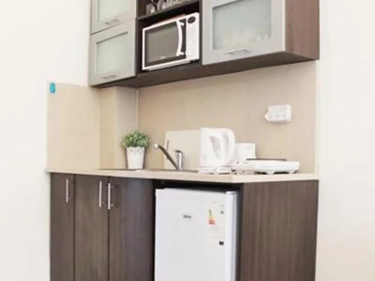 Allenby Bauhaus Apartments