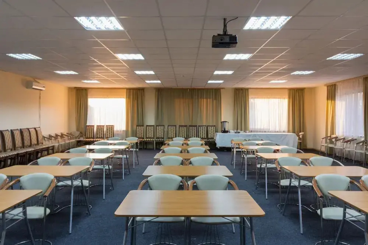 Отель «Оазис в лесу»