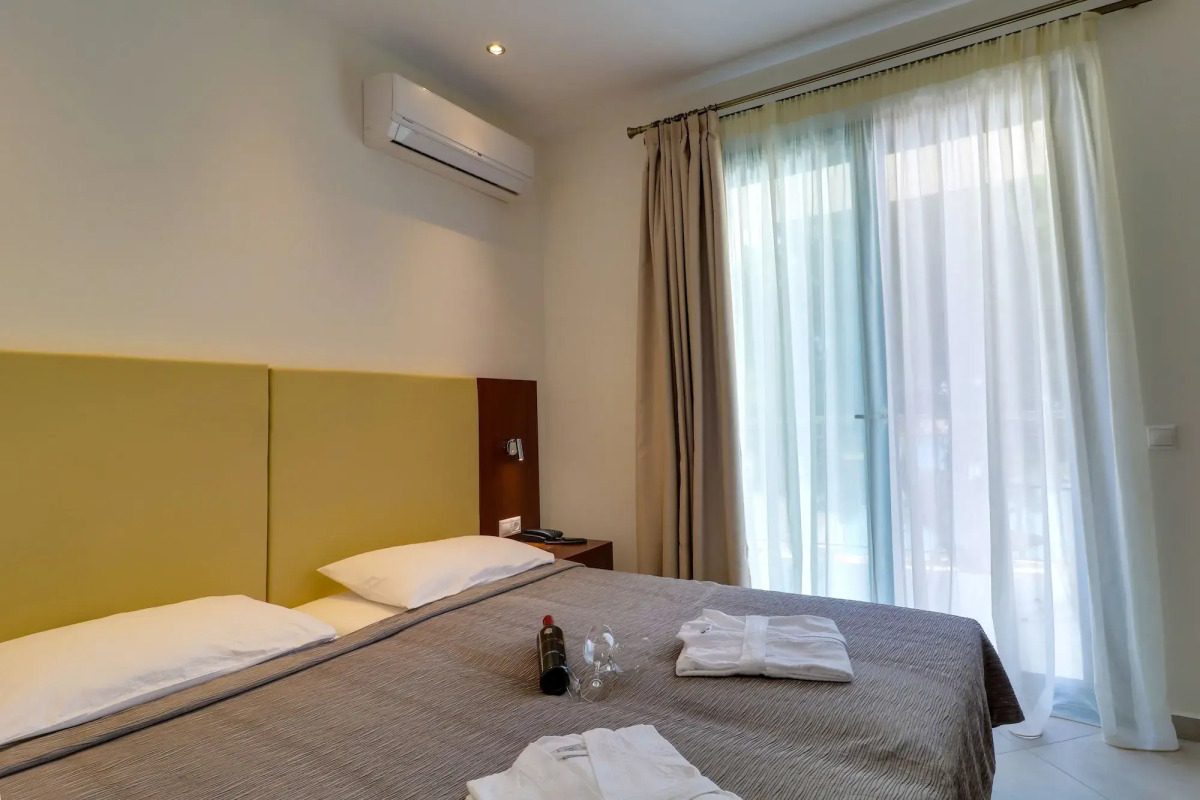 Отель Bomo Tosca Beach