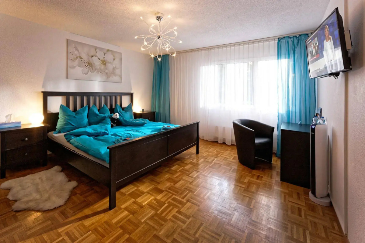 Max Aviation Villa & Apartments