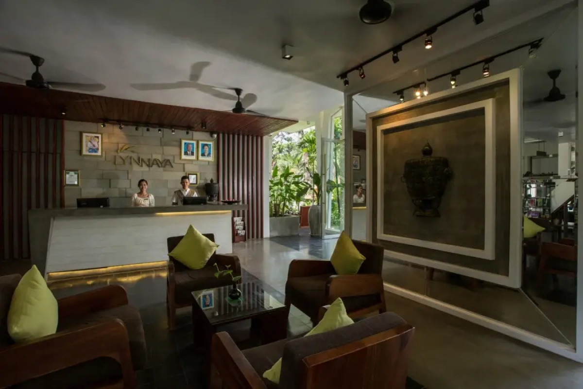 Lynnaya Urban River Resort