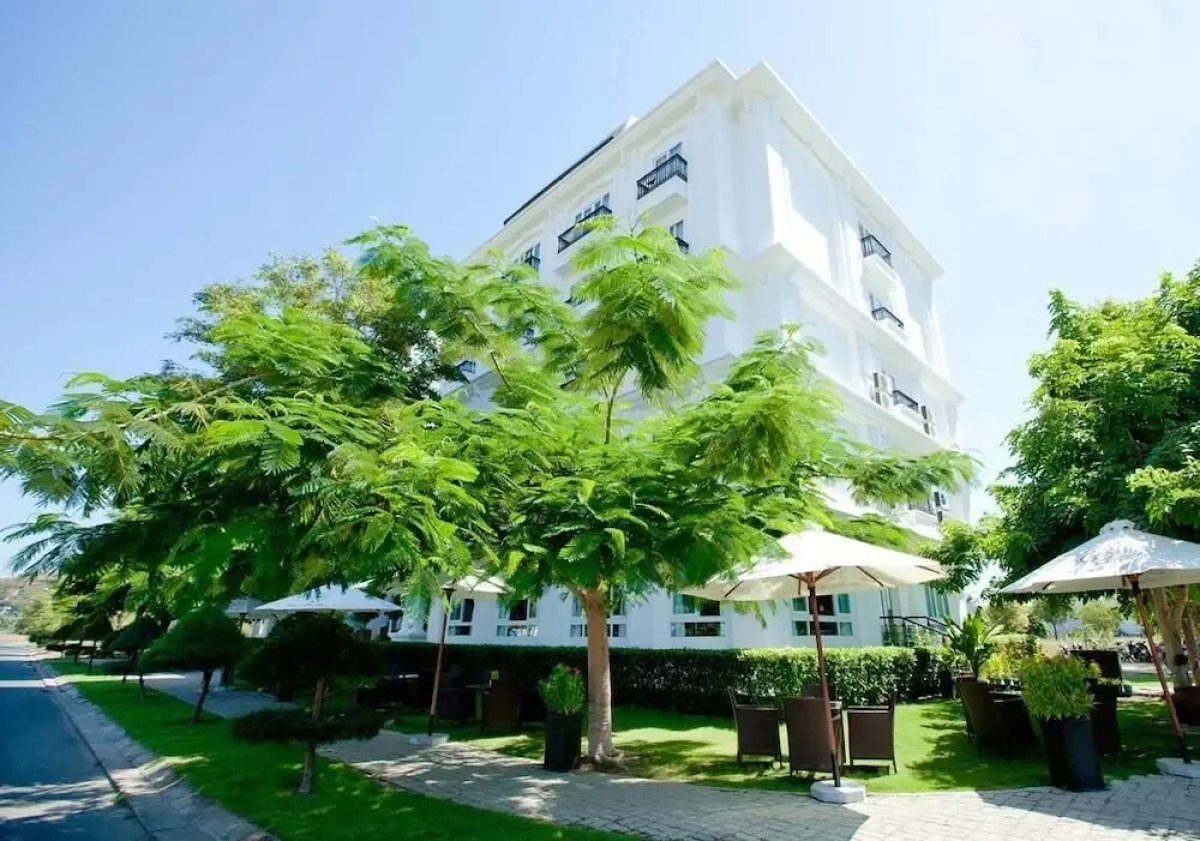 Paragon Villa Hotel