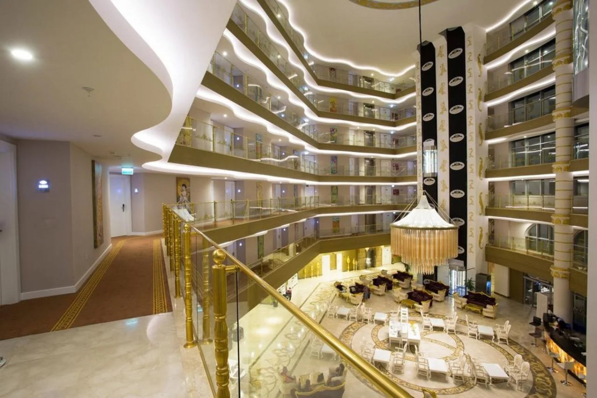 Water Side Resort & Spa