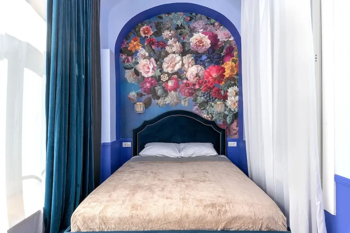 Апартаменты ColorSpb «Легенды Невского проспекта»