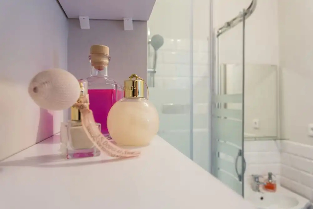 UNIT Warszawa Centrum Room by Metro Rondo ONZ