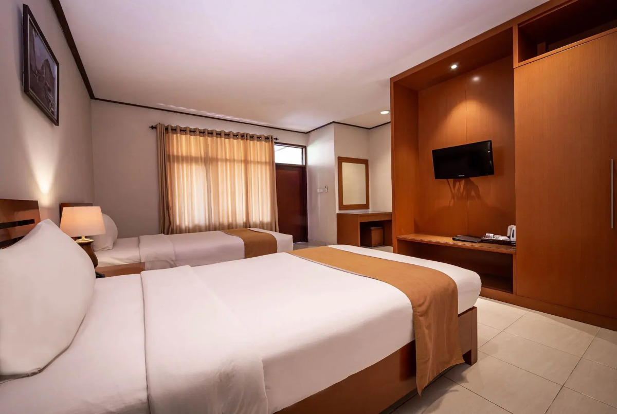 Yulia Beach Inn Kuta