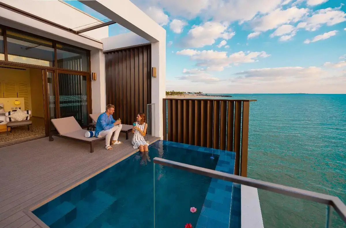 Bab Al Nojoum Hudayriyat Villas