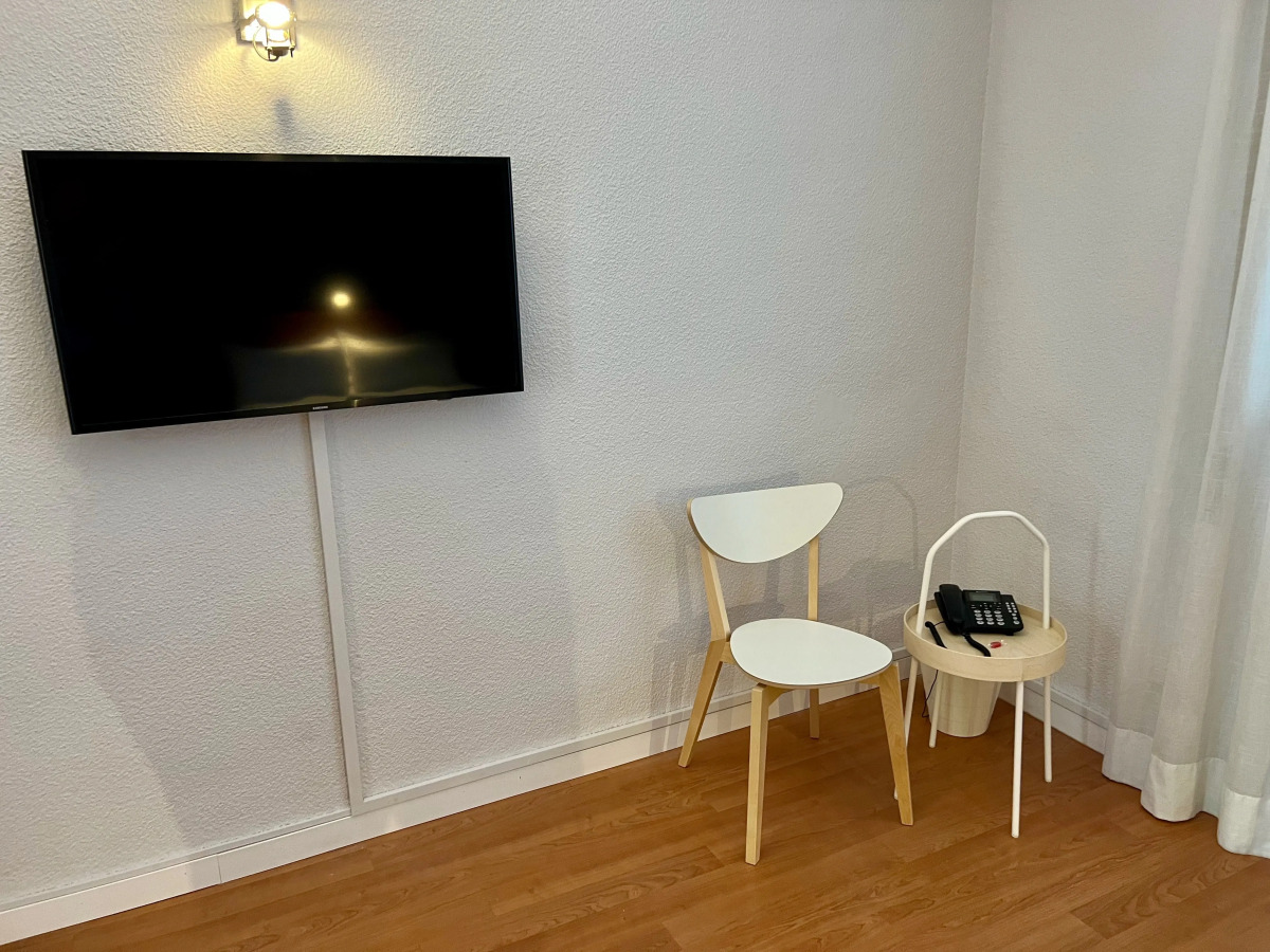 AP Hotel and Parking