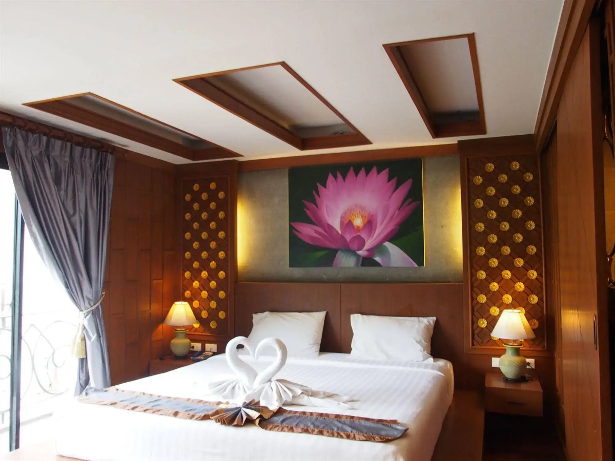 Renoir boutique hotel