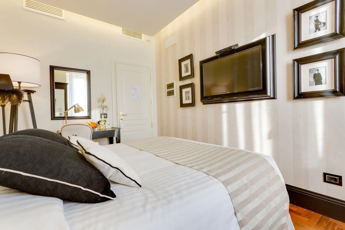 Bellezza al Colosseo B&B and Apartments