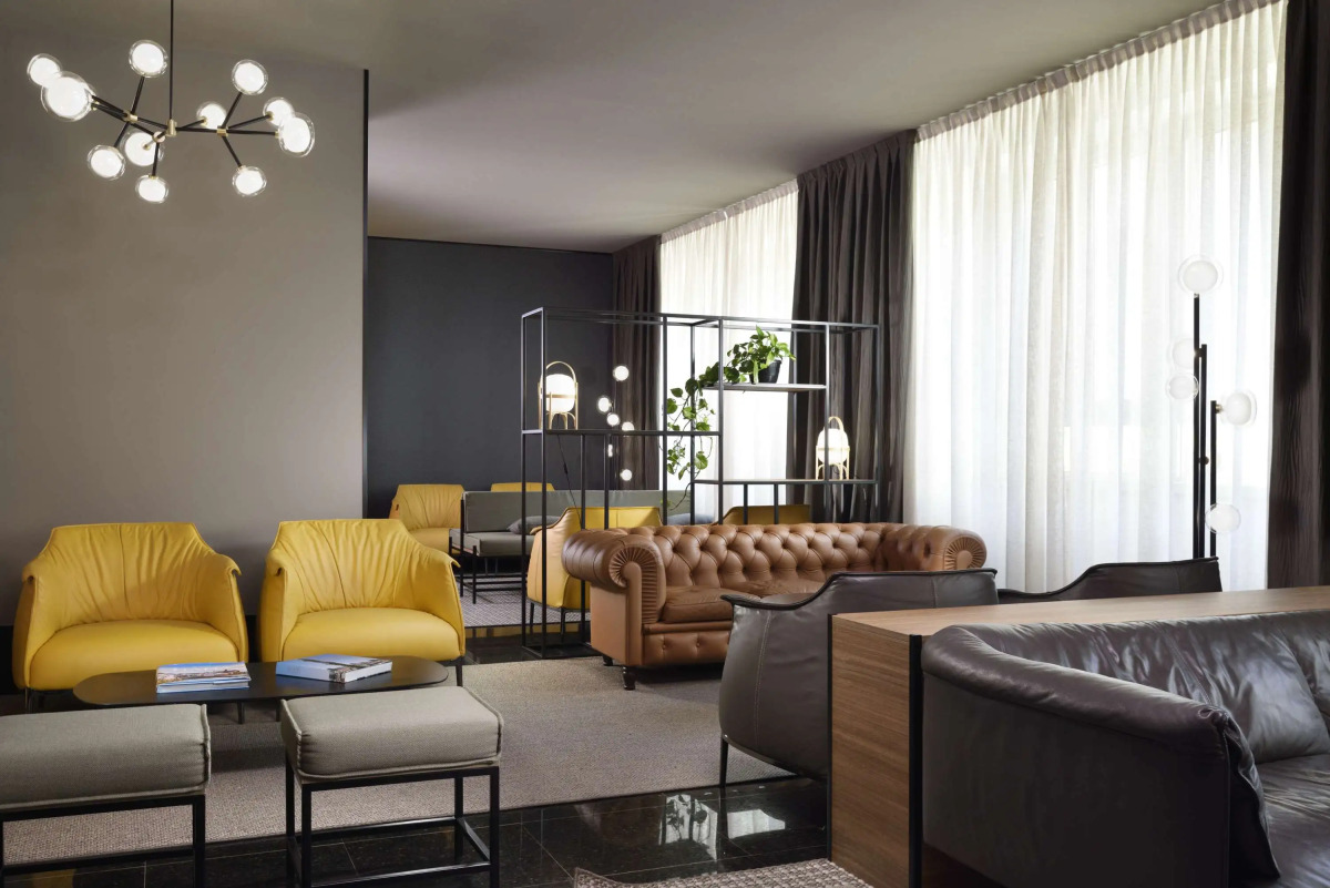 Отель Unahotels Century Milano