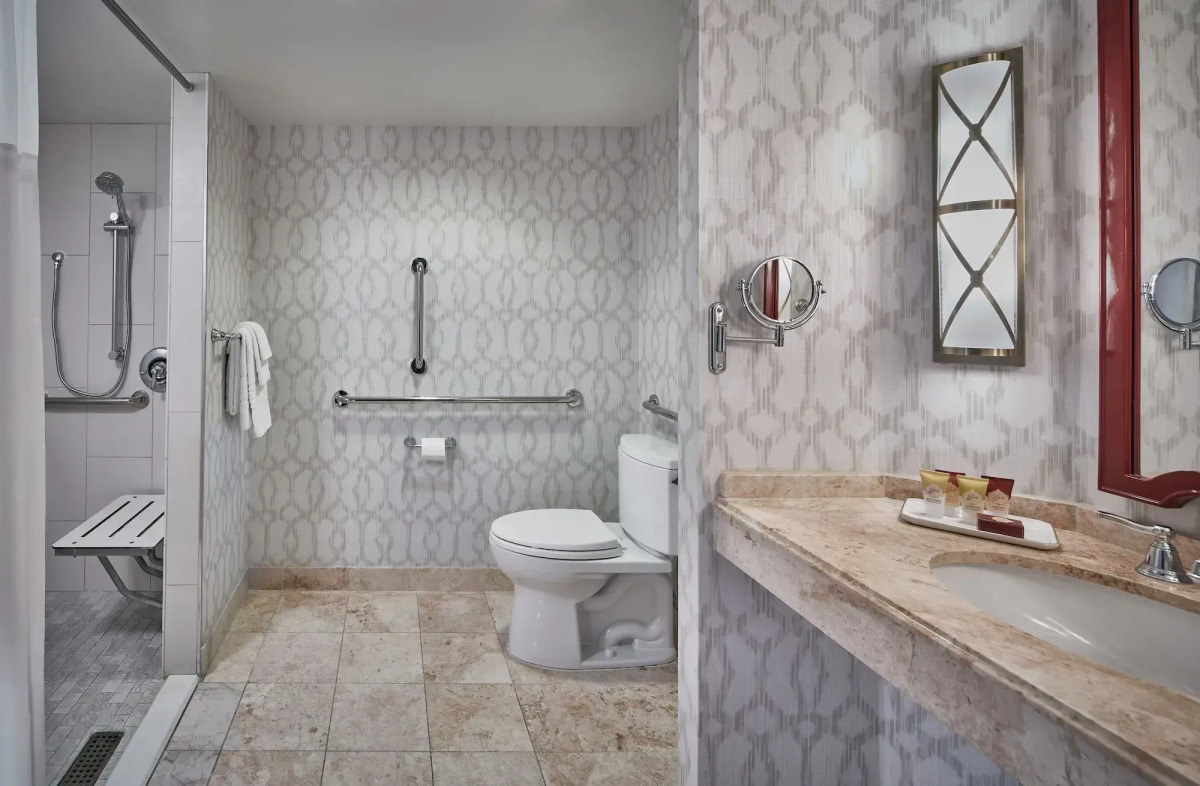 Курорт Paris Las Vegas Resort & Casino