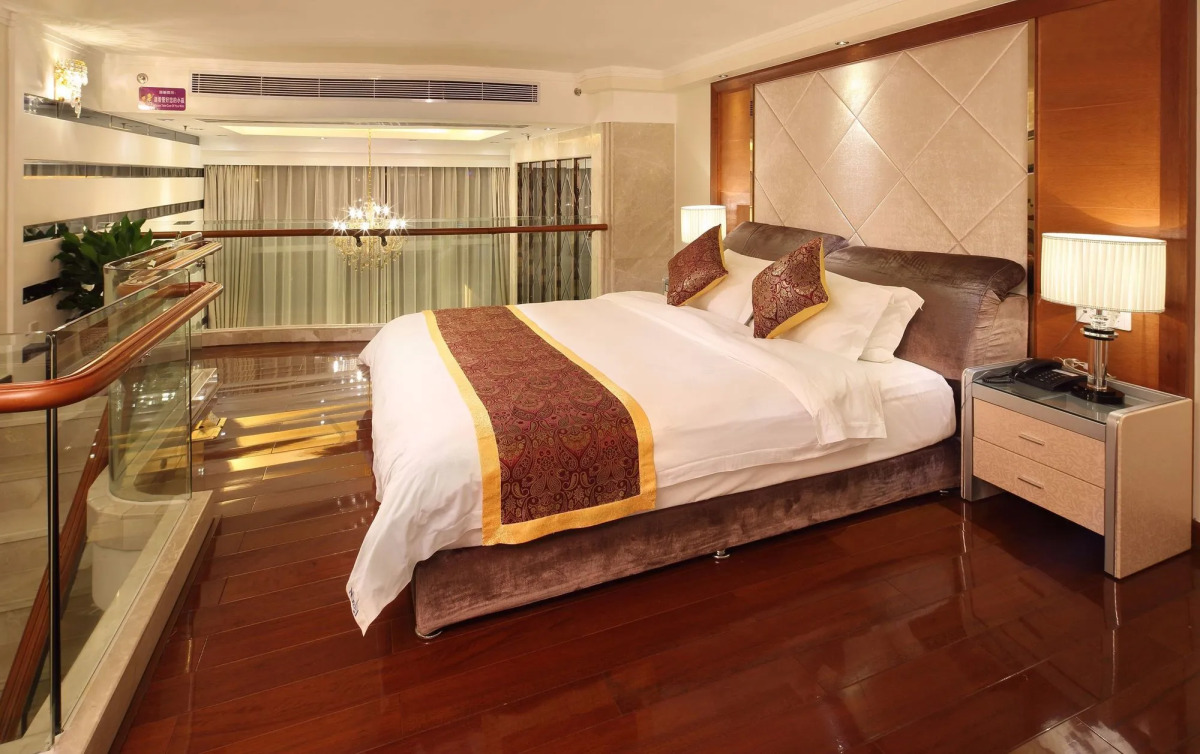 South & North International Apartment