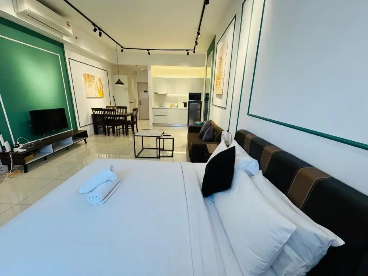 Chambers Residence, Sunway Putra Mall