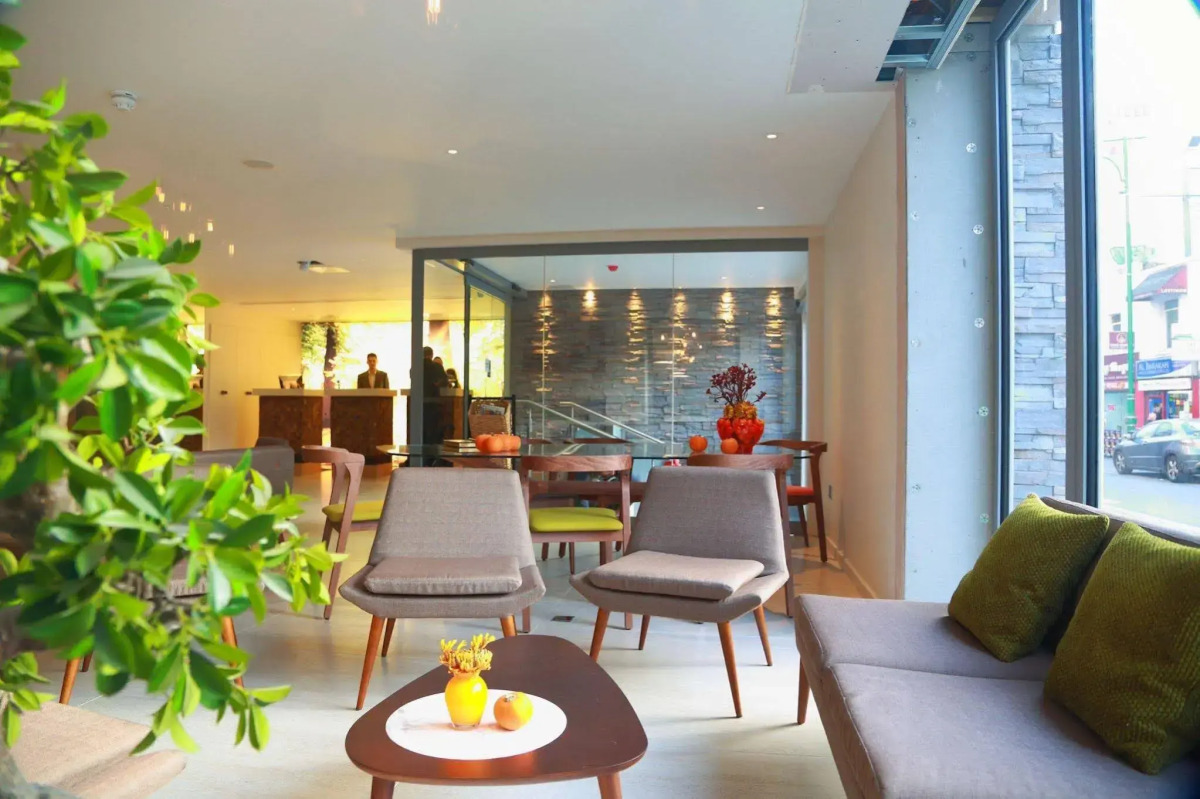 Hampton by Hilton London City