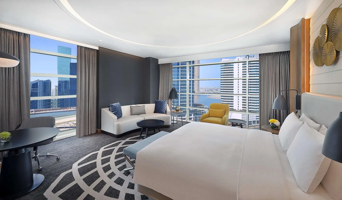 Отель Double Tree by Hilton Dubai Business Bay