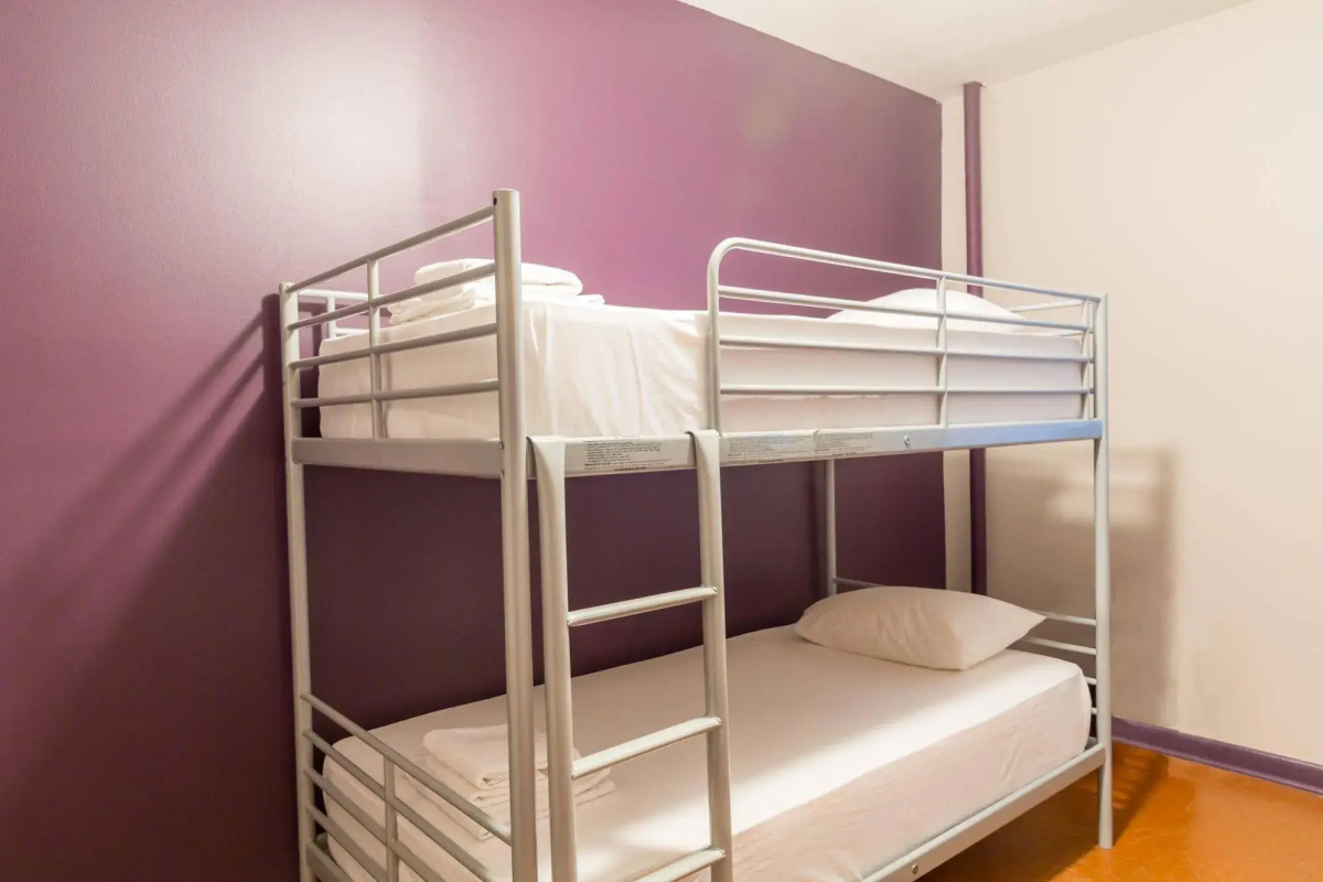 Broadway Hotel and Hostel