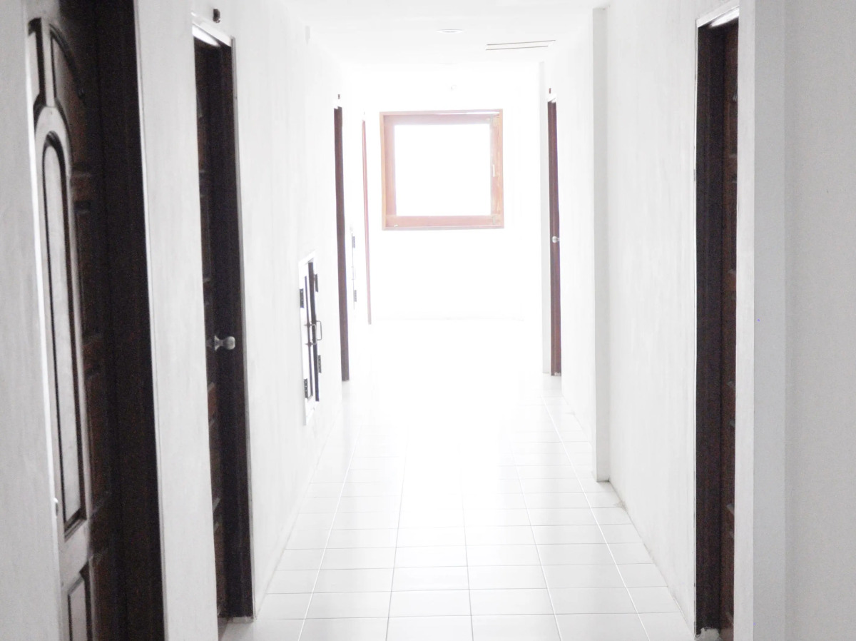 Highfive Guest House