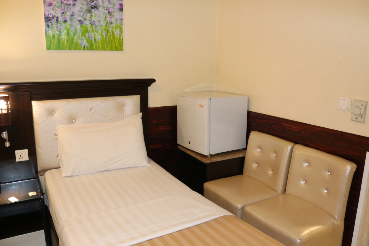 Mariana Hotel