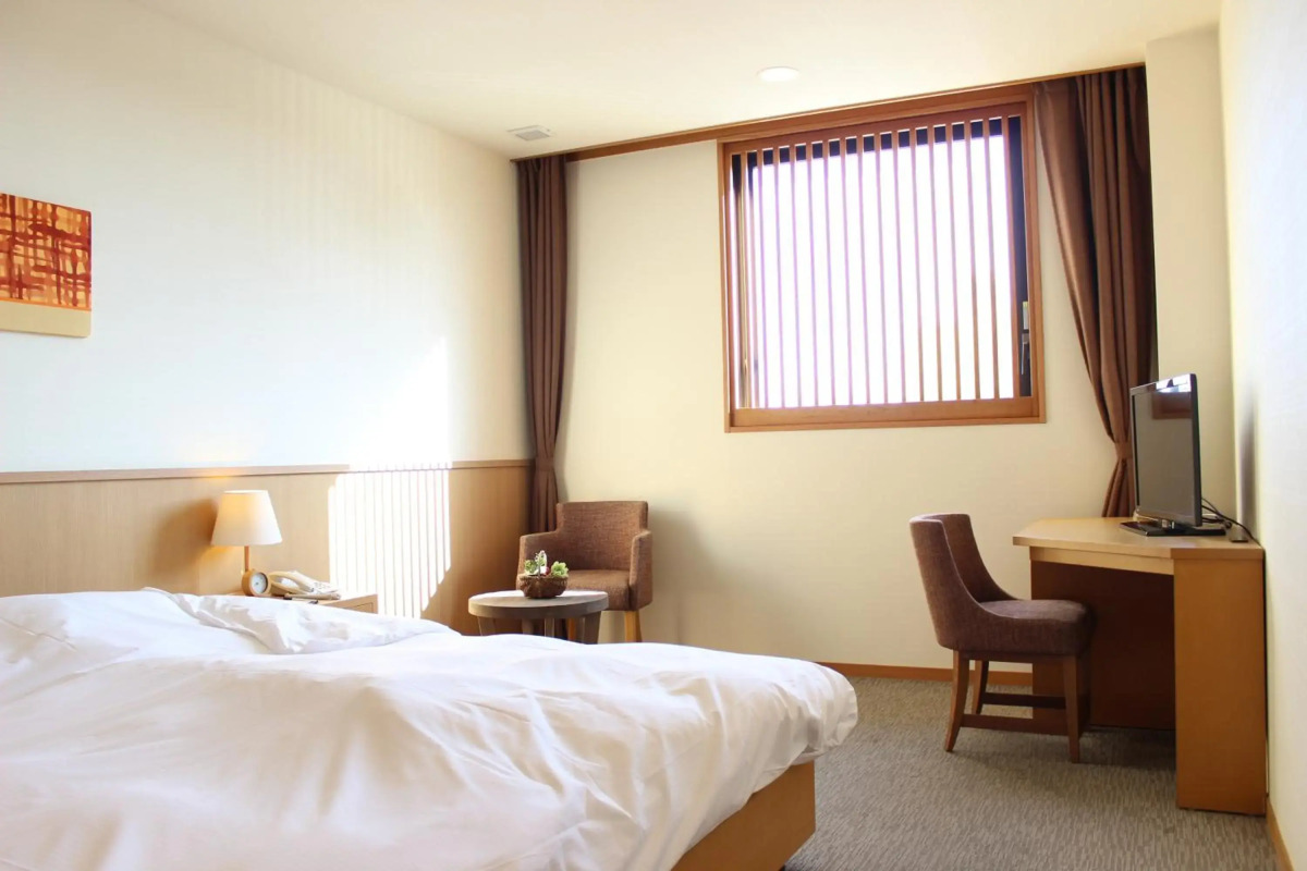 Bayside Square Kaike Hotel