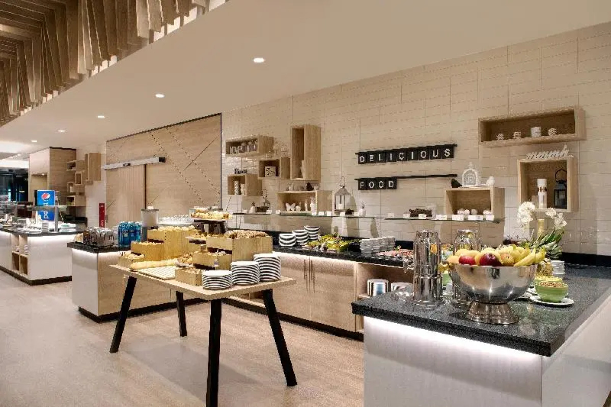 Holiday Inn Frankfurt Airport by IHG