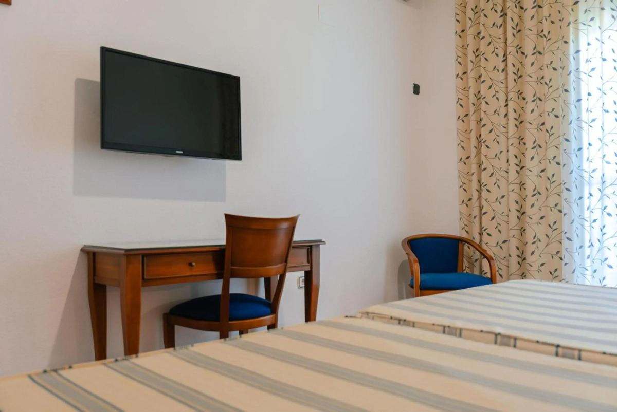 Port Europa Hotel