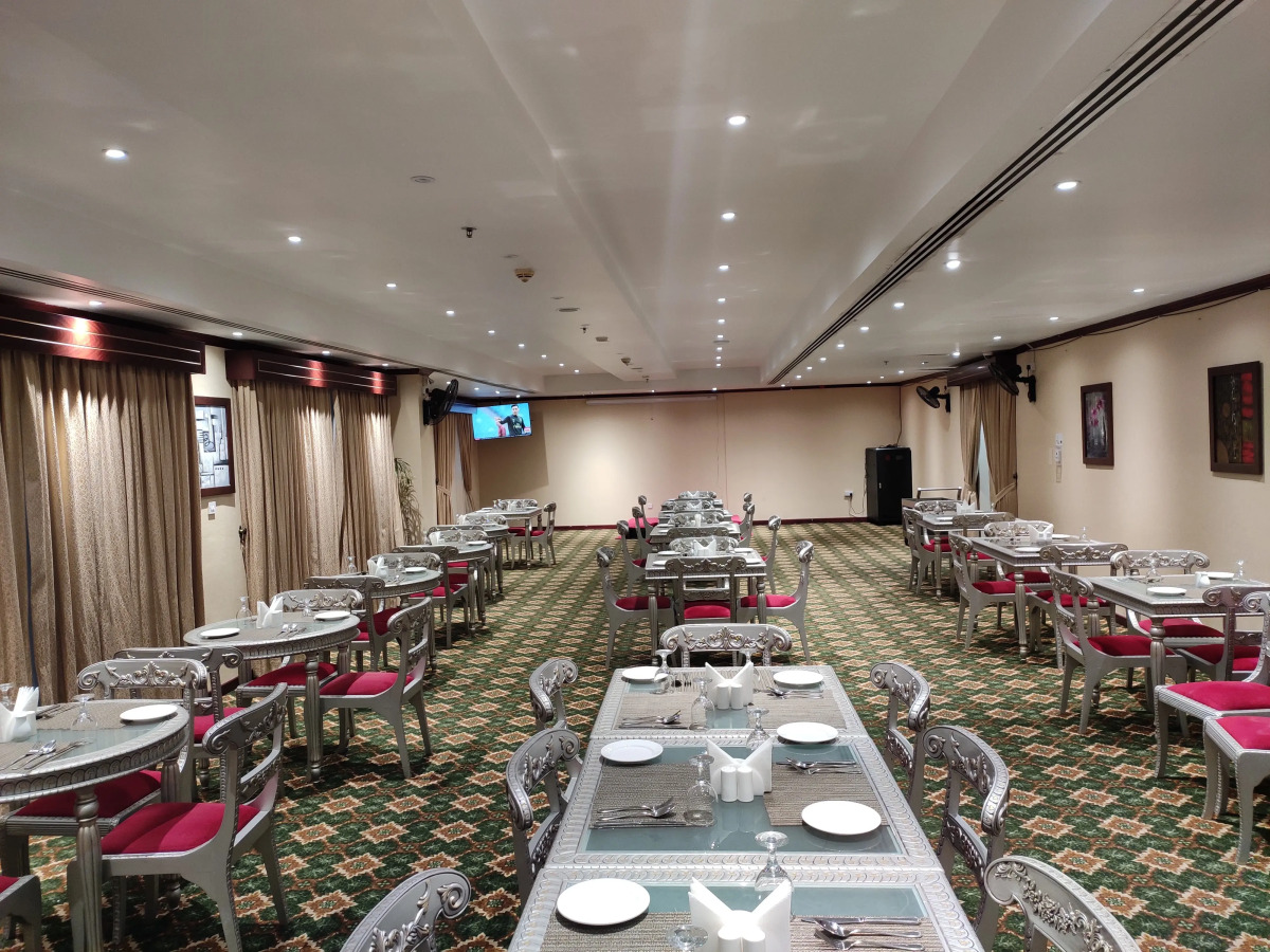 Отель Wescott Plaza Hotel Apartment