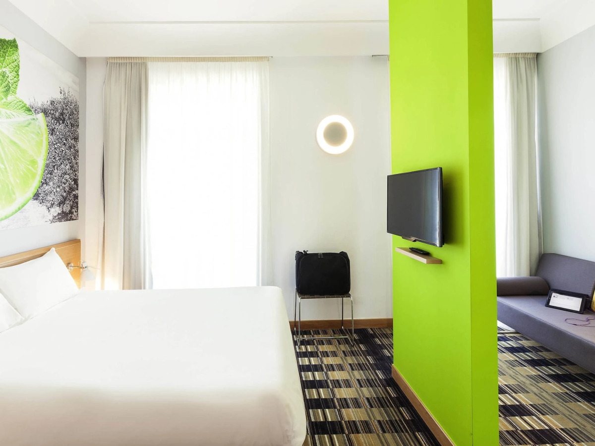 ibis Styles Napoli Garibaldi