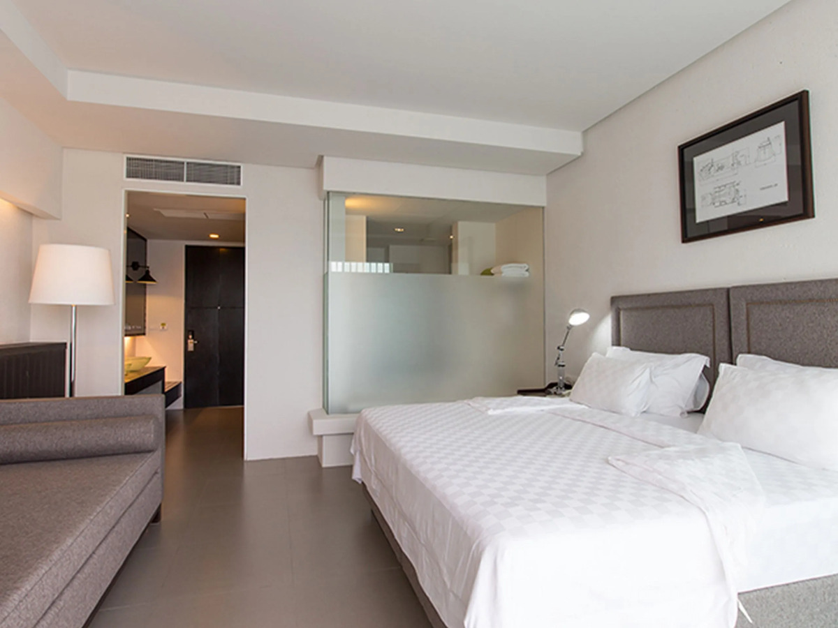 Sugar Palm Grand Hillside