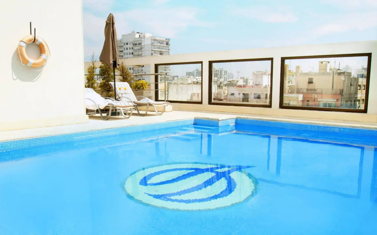 Argenta Tower Hotel & Suites