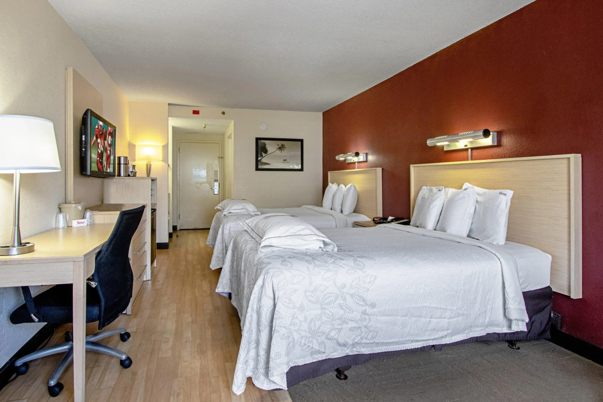 Red Roof Inn PLUS+ Miami Airport