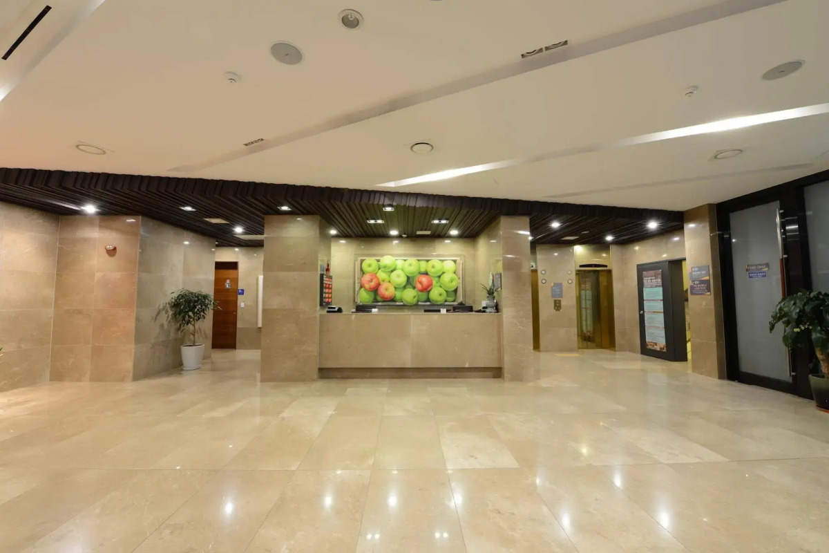 Travelodge Myeongdong City Hall