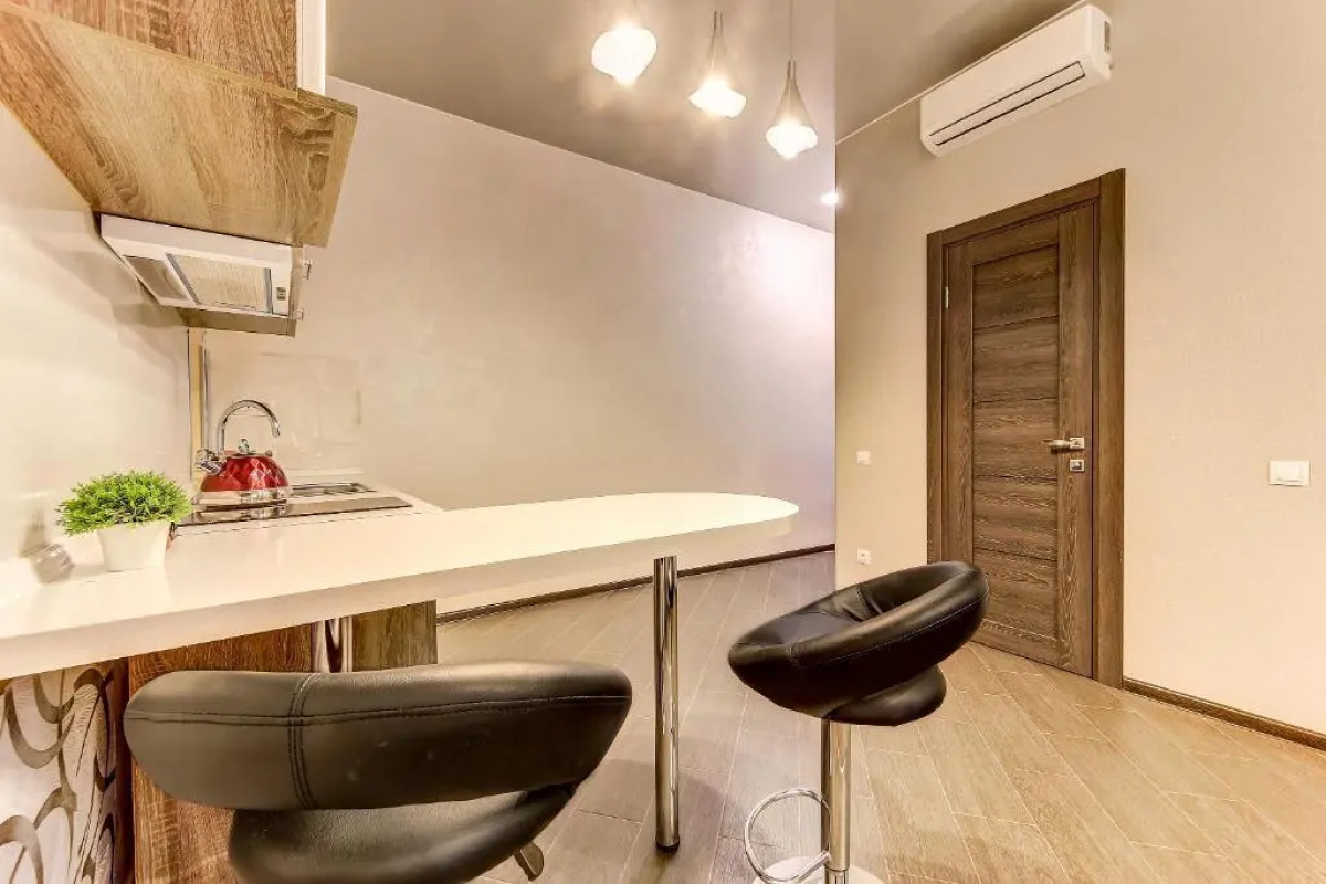 iROOMS  (М.Московская)