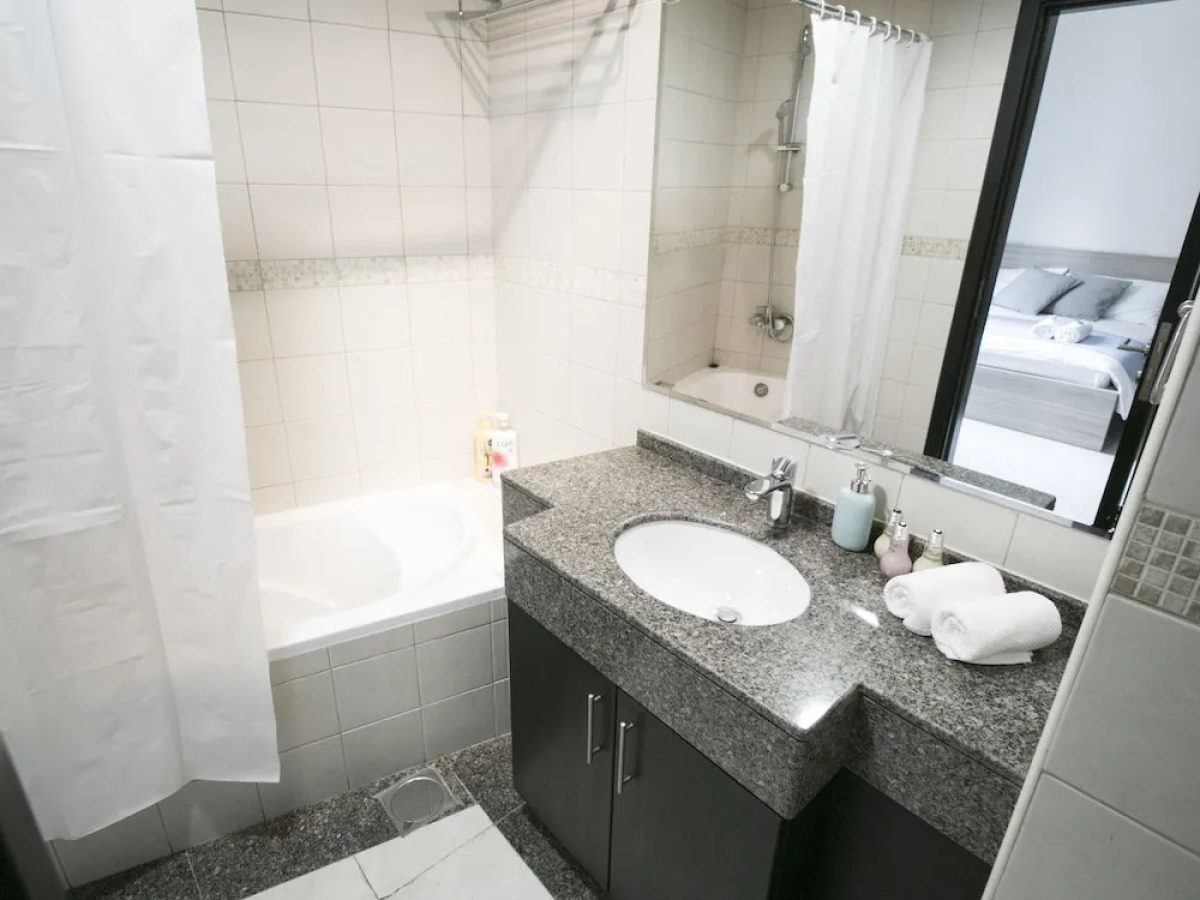 HiGuests - Bay central