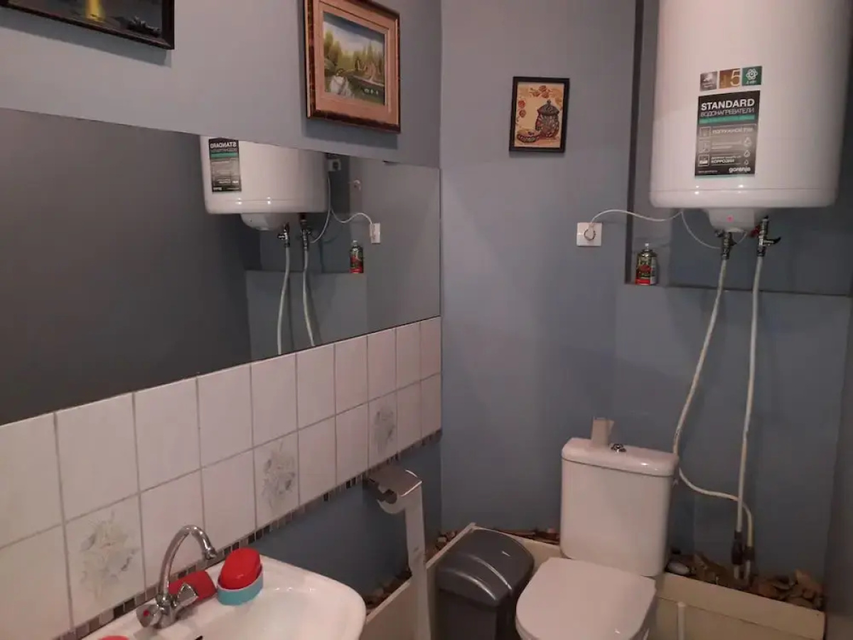 Air hostel