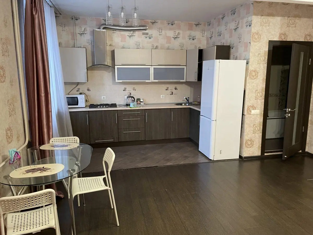 Аврора на улице Весенняя 15