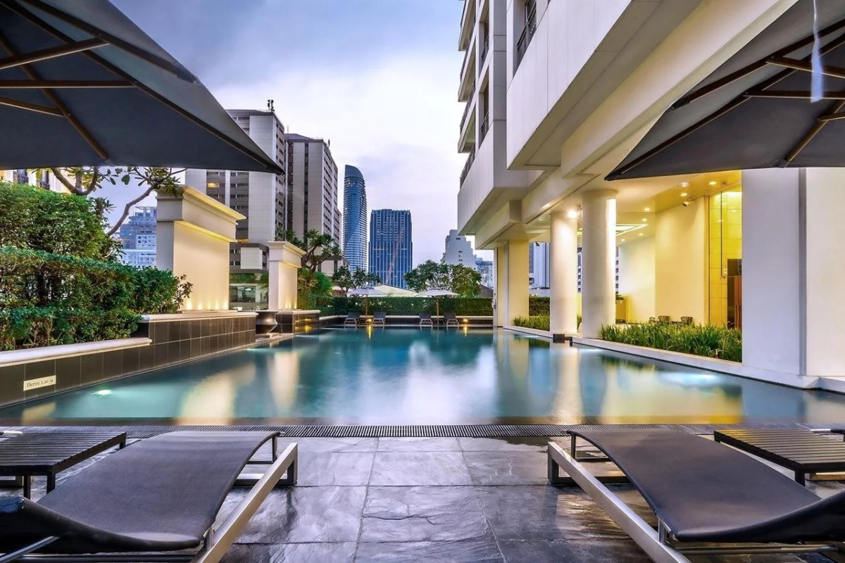 Отель Grande Centre Point Ploenchit