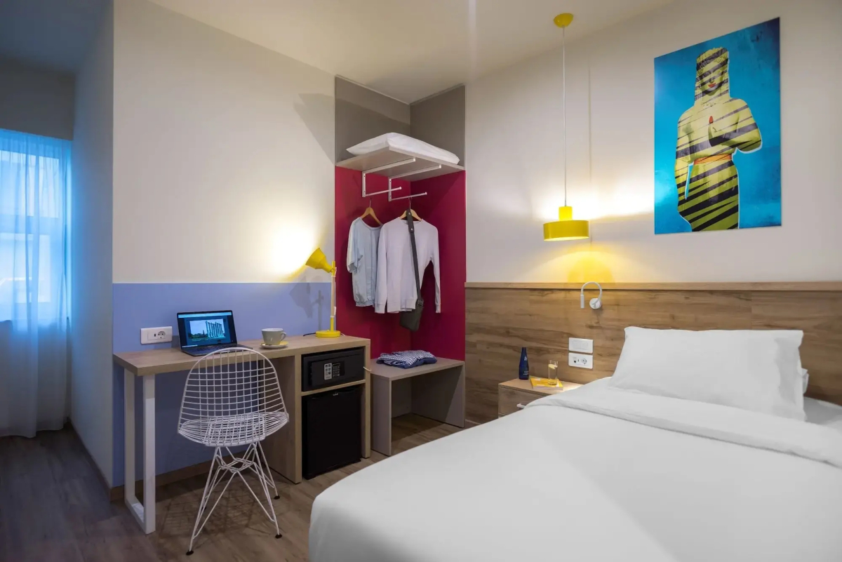 ibis Styles Athens Routes