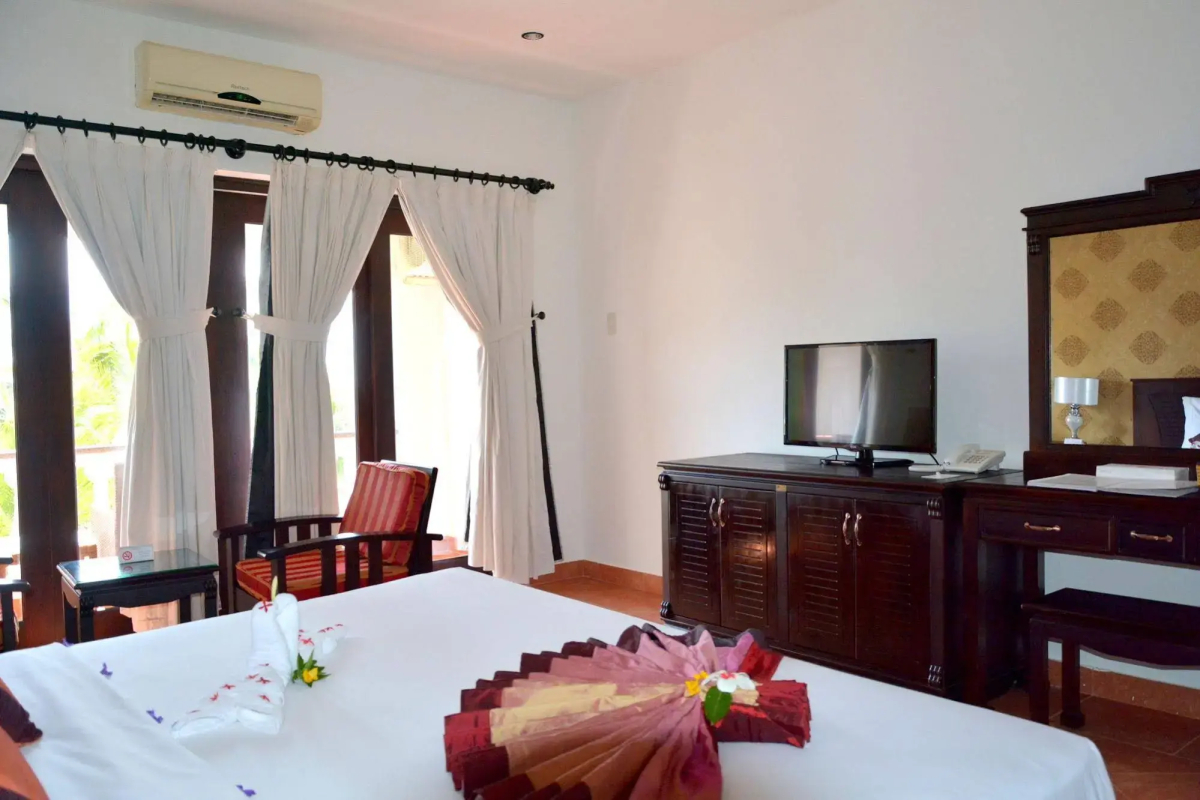 Sea Lion Beach Resort & Spa