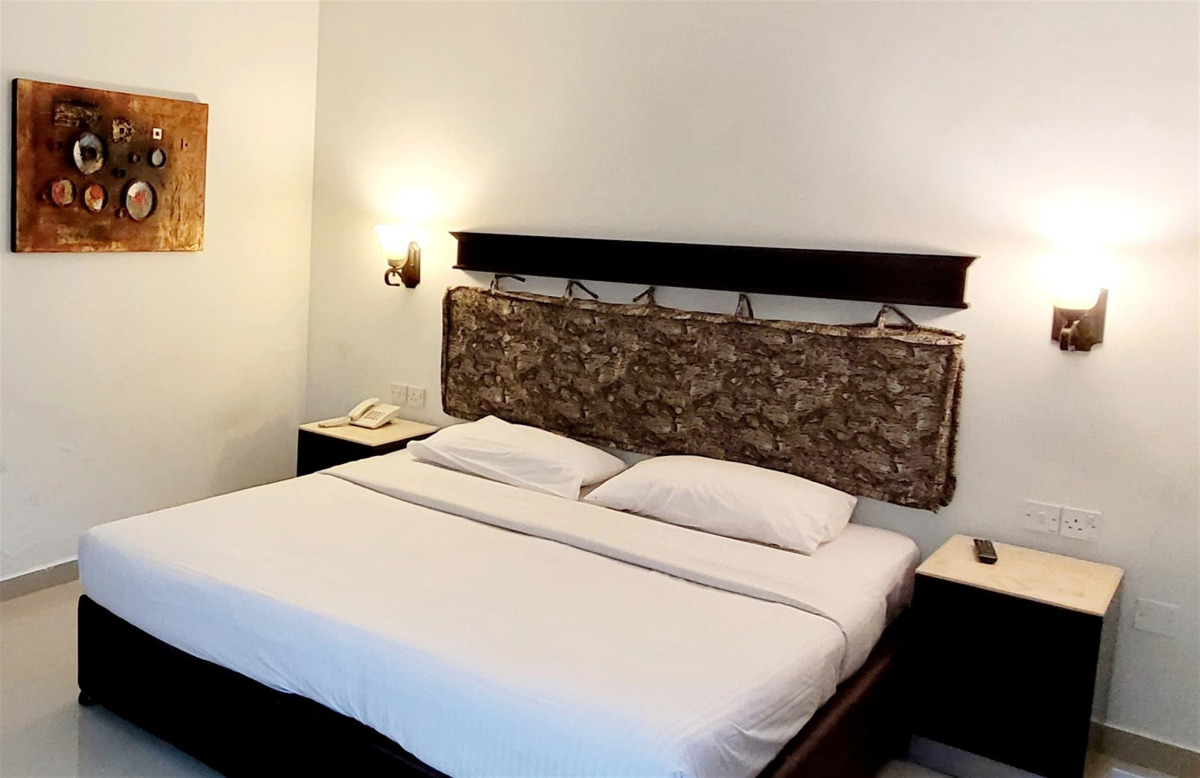 Signature Inn Deira - Free Parking