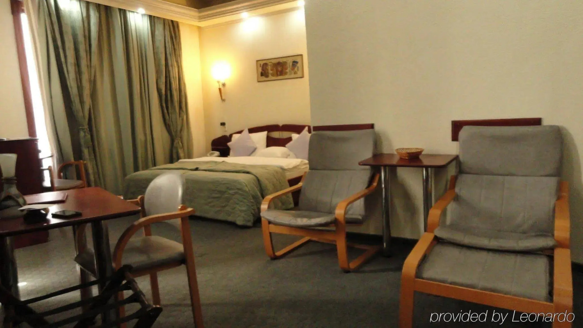 Relax Comfort Suites