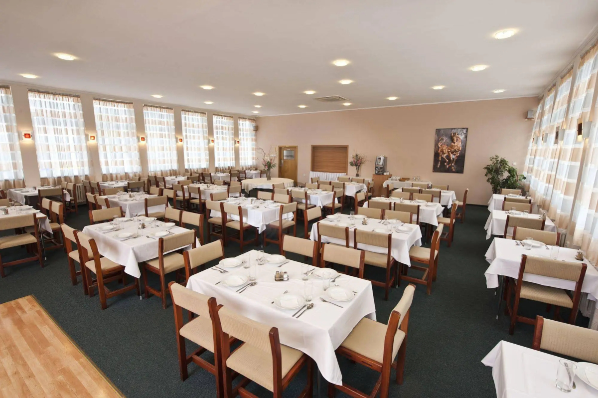 Hotel Plus