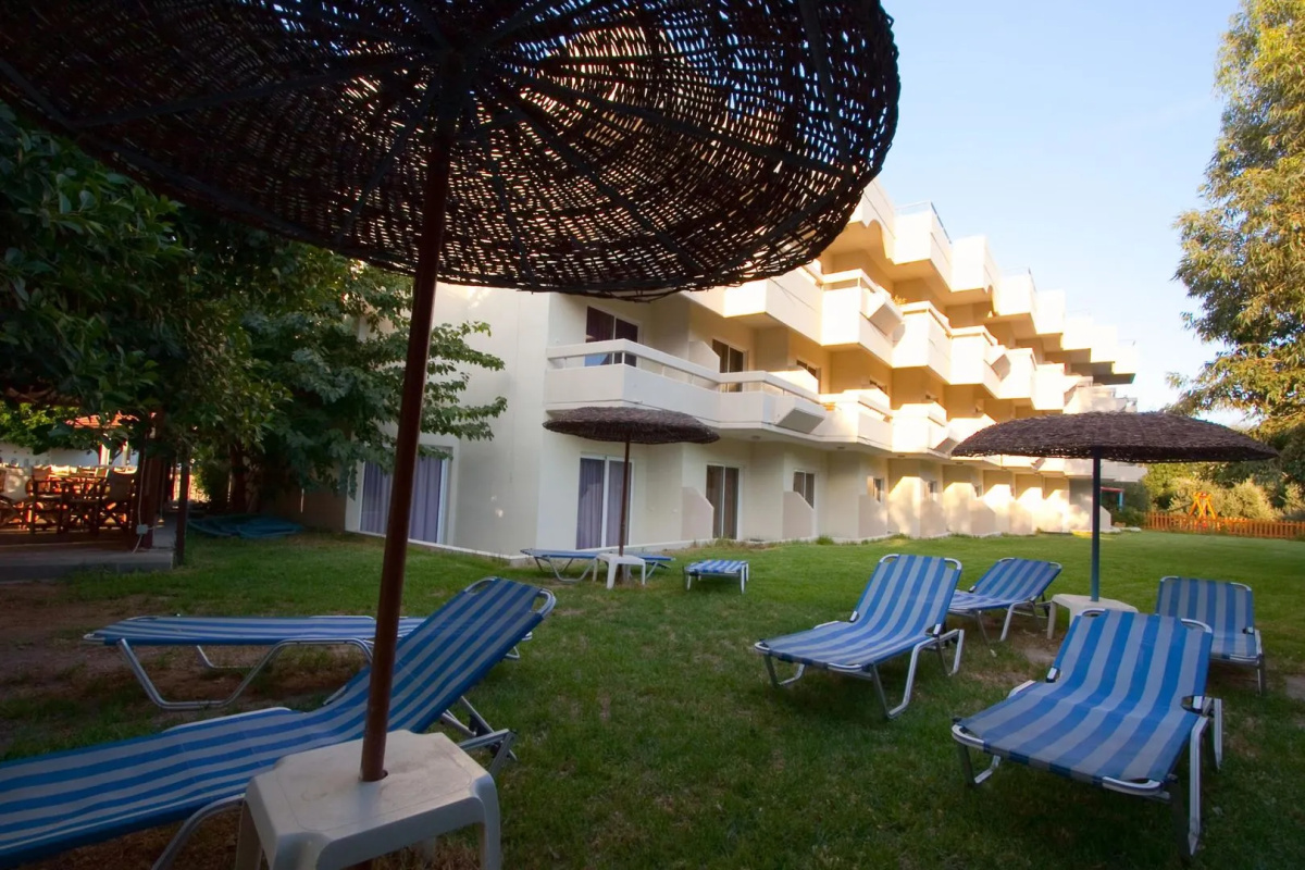 Delfinia Resort