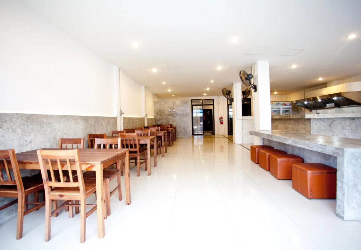 iCheck inn Chill Patong