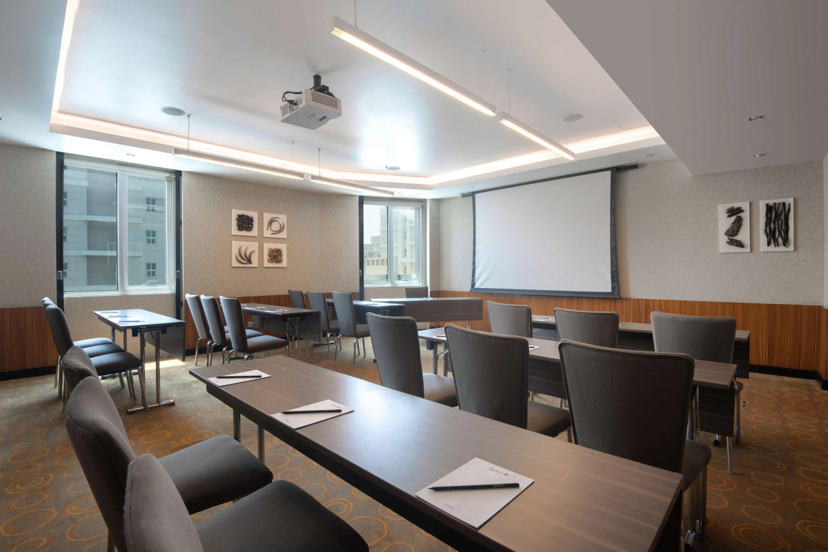 Отель Radisson Blu Hotel, Dubai Media City