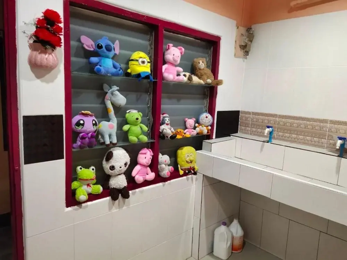 Adchara Mansion - Hostel