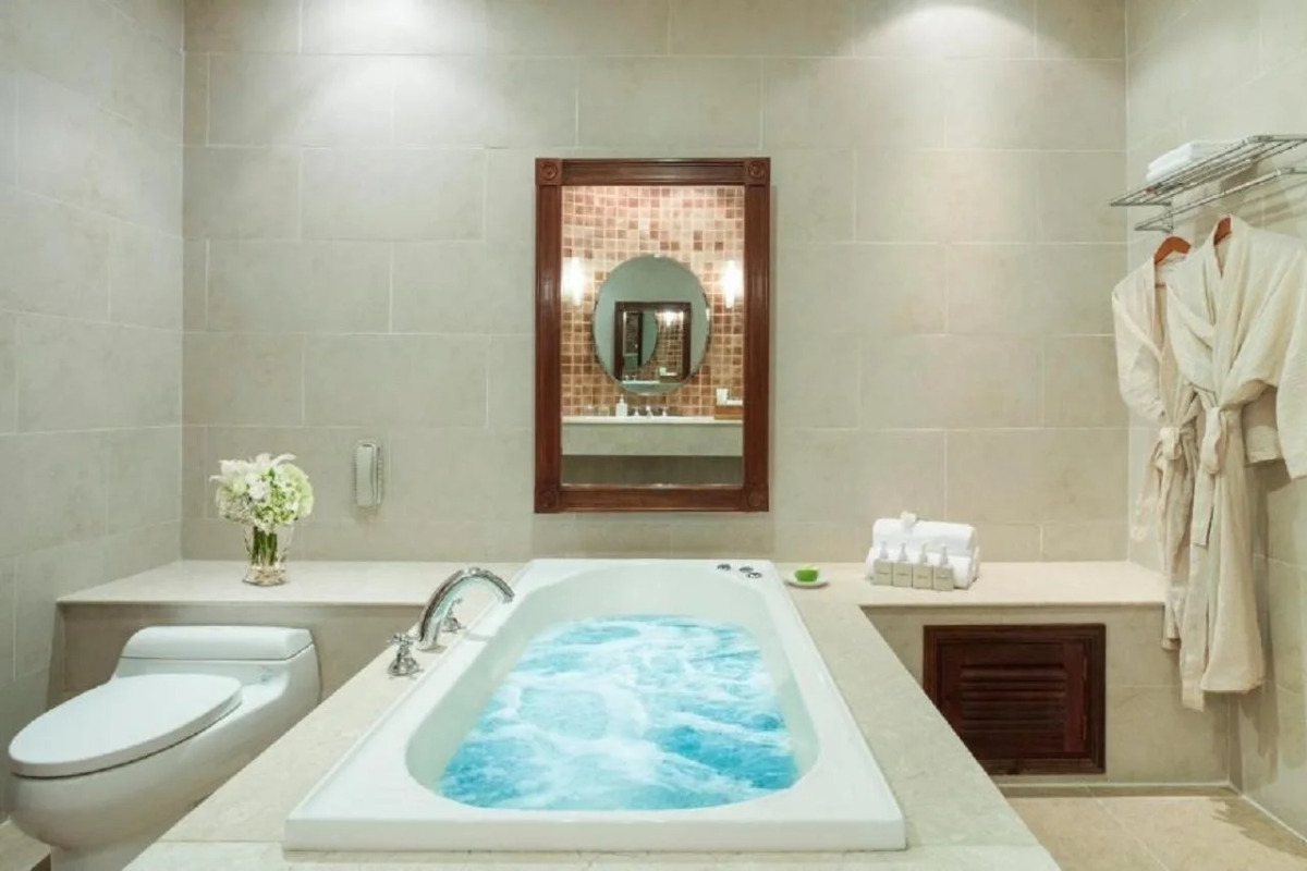 Sunrise Nha Trang Beach Hotel & Spa