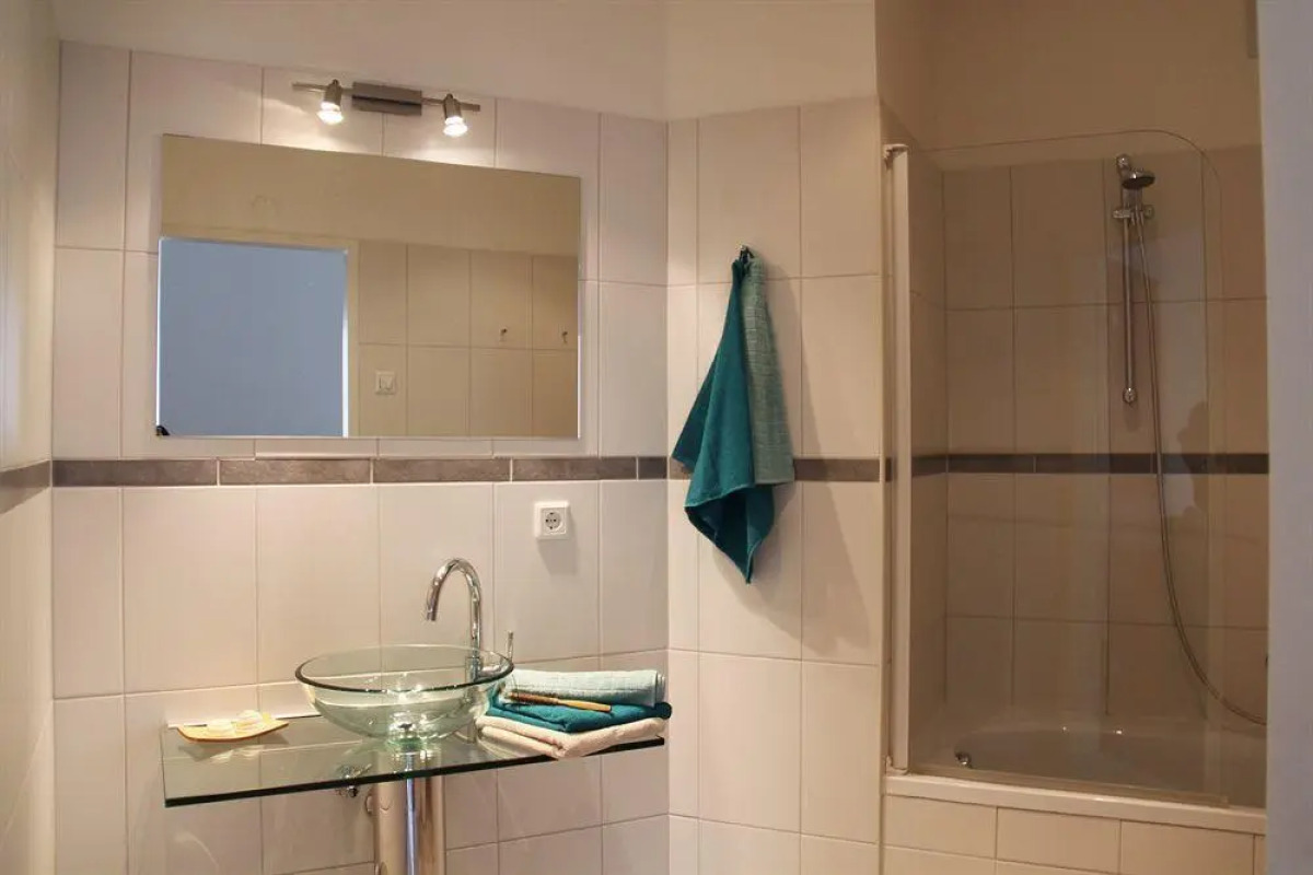 Modern City Apartment Near Central Park